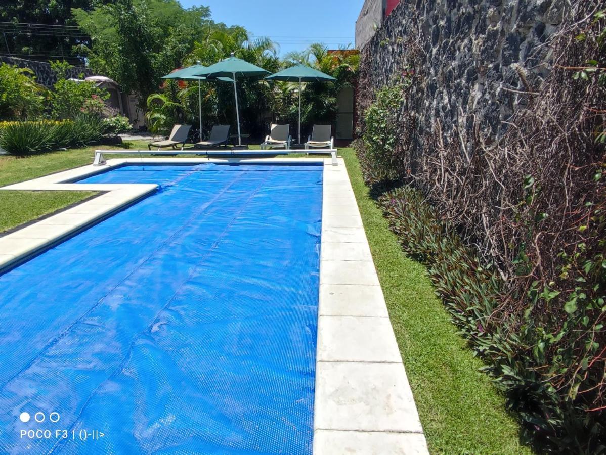 Villas De Brisas Κουερναβάκα Εξωτερικό φωτογραφία