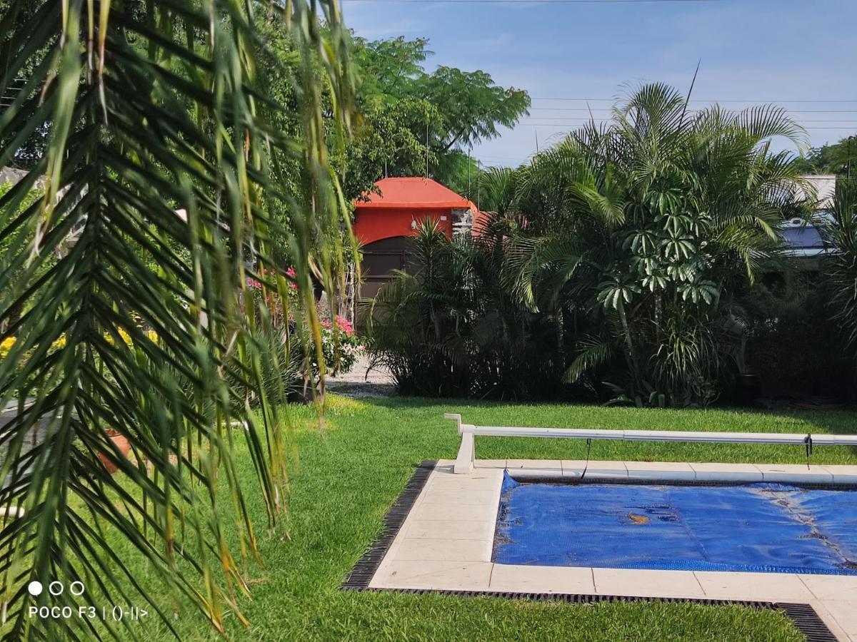 Villas De Brisas Κουερναβάκα Εξωτερικό φωτογραφία